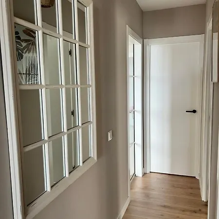 A Un Minuto Playa Vistas Y Garage 8pax Apartamento