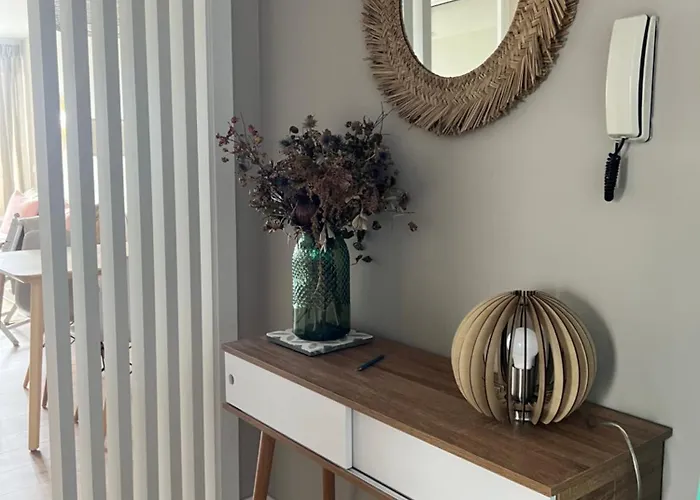 A Un Minuto Playa Vistas Y Garage 8pax Διαμέρισμα